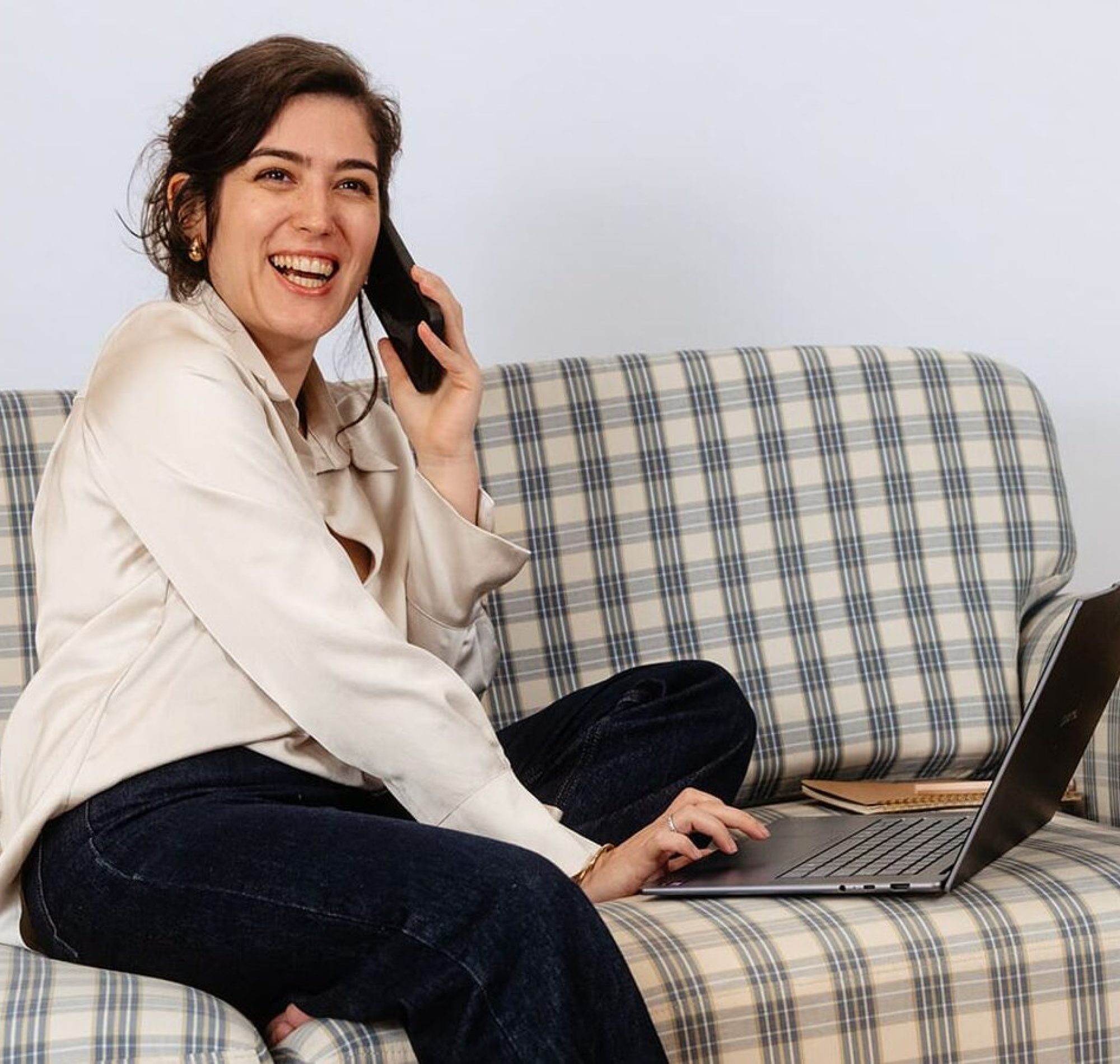 Photo de mélanie daguenet la community manager et coach Instagram qui travail pour ses clients